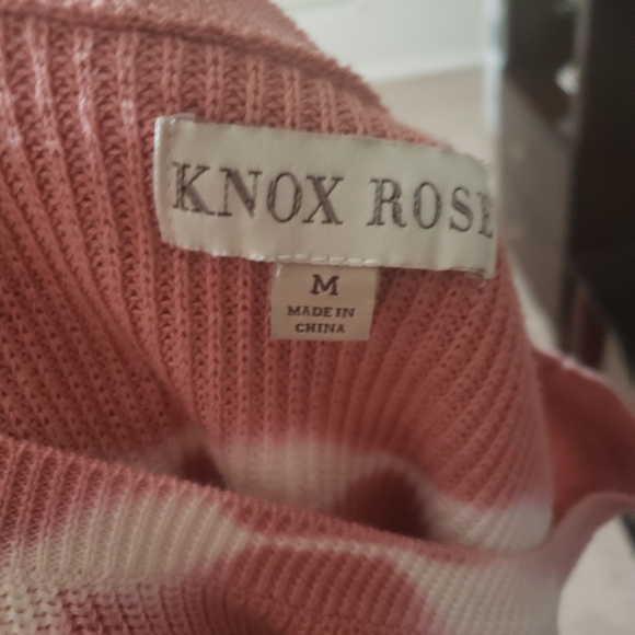 Knox Rose m tie dye heart beats overlap back hem unique stitch knots sweater - Picture 3 of 7